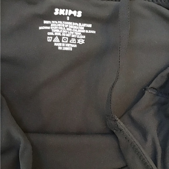 SKIMS Cami Bodysuit | Onyx - Picture 7 of 16